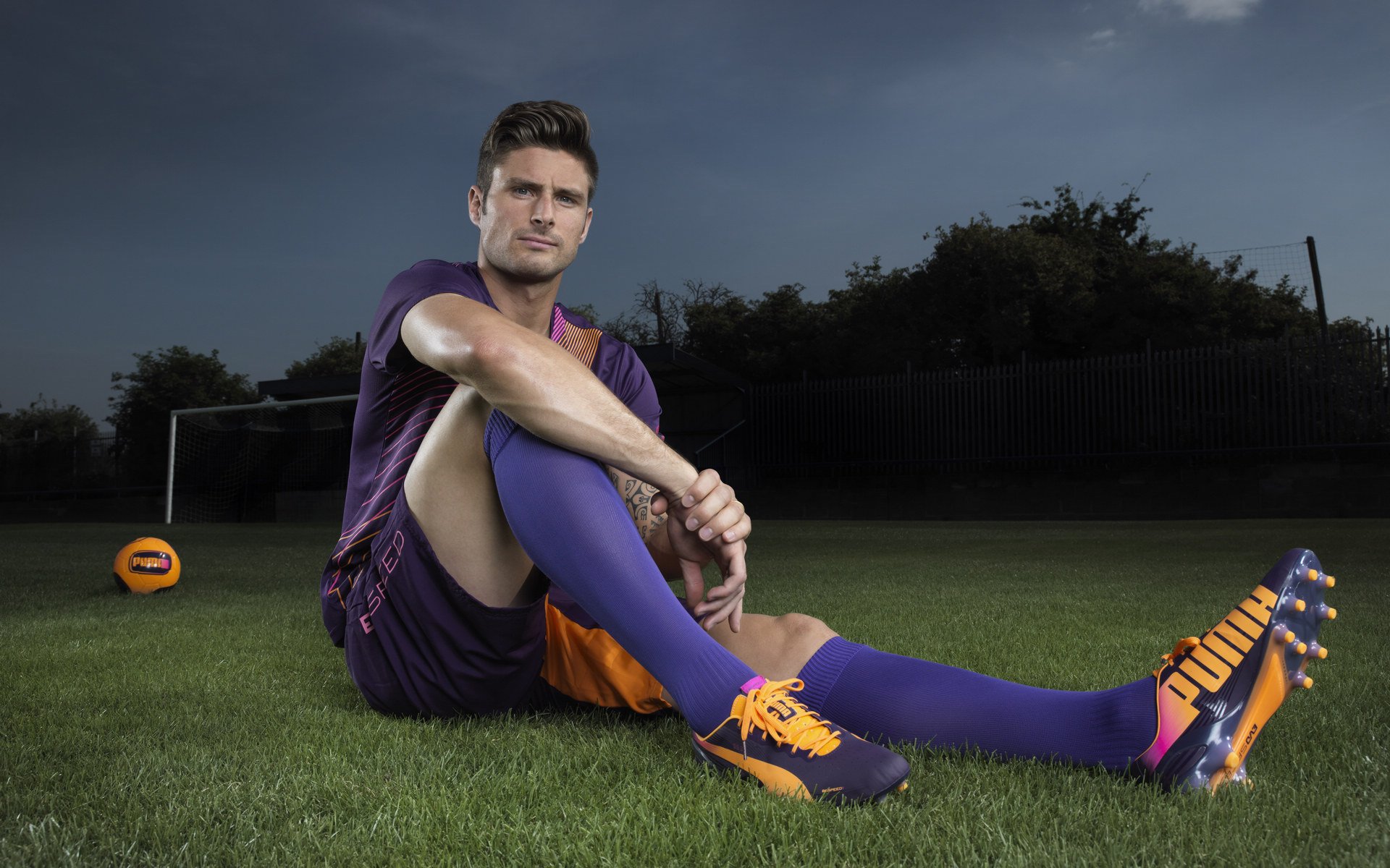 高空秋千大赛，飞跃云端的极限体验，高空秋千介绍